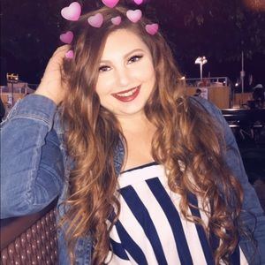 Meet your Posher, Chloechloe